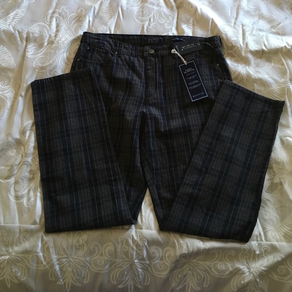 Charter Club women’s jeans petite - Picture 3 of 6